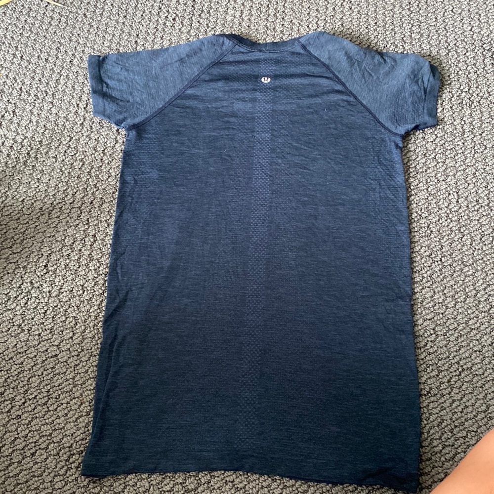Lululemon swiftly tech t shirt